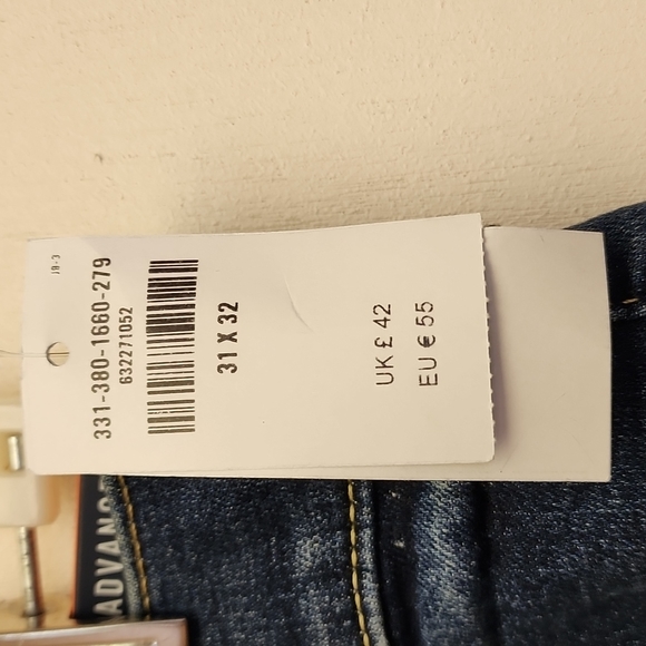 NWT, Hollister California Men's Jeans. - Picture 6 of 14